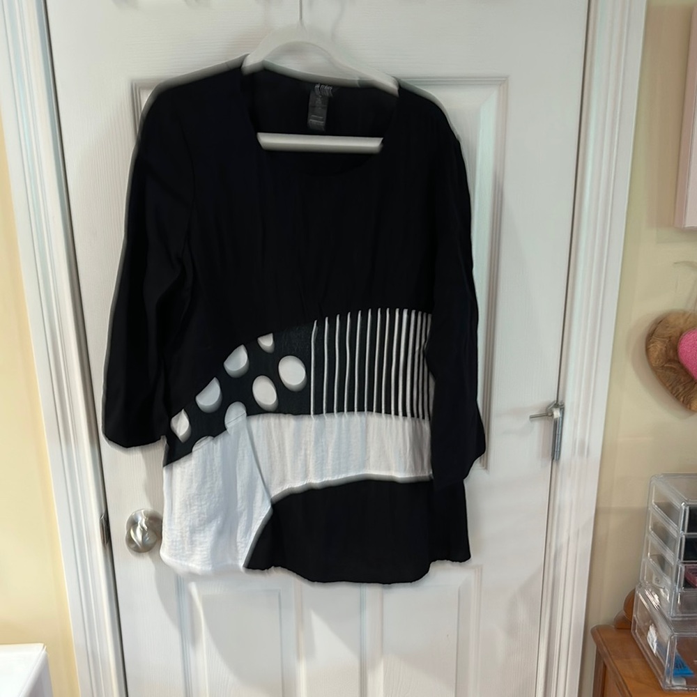 Black and White Women's Top